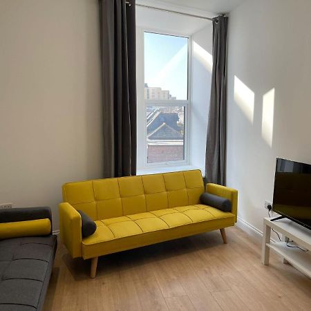 Brand New Montrouge Apartments - Perfect Location!! Πόρτσμουθ Εξωτερικό φωτογραφία