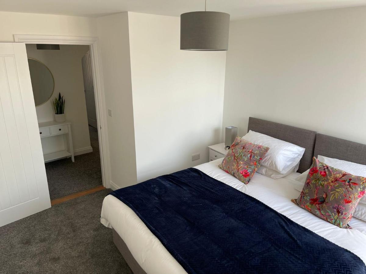 Brand New Montrouge Apartments - Perfect Location!! Πόρτσμουθ Εξωτερικό φωτογραφία
